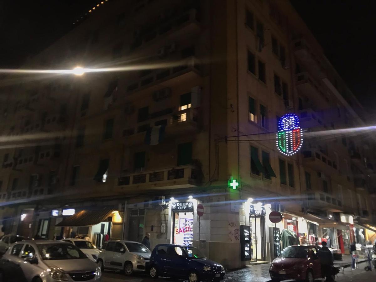 Tarumbo Holiday Intero Appartamento 120 Mq Naples Exterior photo